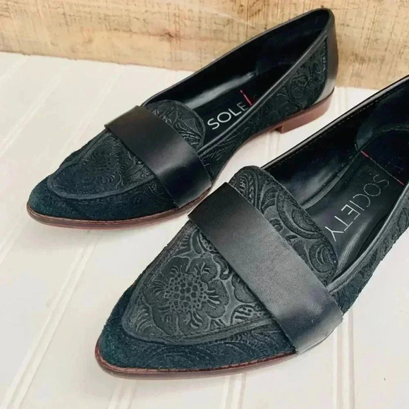 Sole Society Embossed Leather Flats - Picture 2 of 7